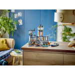 Конструктор LEGO City Поліцейська в'язниця на острові (60419).