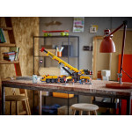 Конструктор LEGO City Жовтий мобільний будівельний кран (60409).