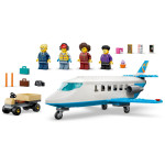 Конструктор LEGO City Пассажирский самолет (60492).