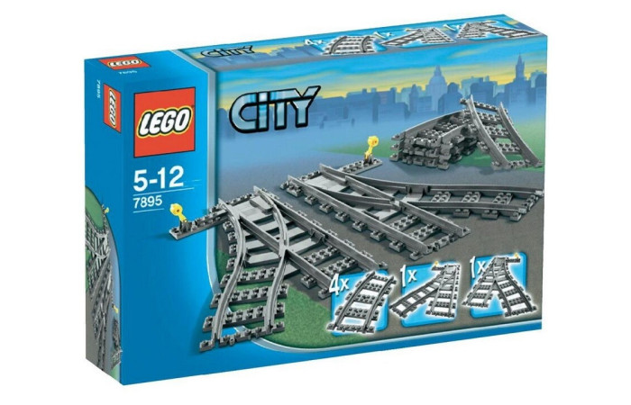 Конструктор LEGO City Переключатель путей (7895).