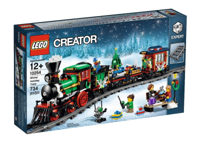 Зимовий святковий поїзд