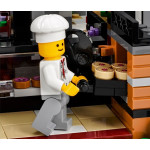 Конструктор LEGO EXPERT Міська площа (10255). Конструктор LEGO EXPERT Міська площа (10255).