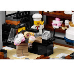 Конструктор LEGO EXPERT Міська площа (10255). Конструктор LEGO EXPERT Міська площа (10255).