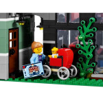 Конструктор LEGO EXPERT Міська площа (10255). Конструктор LEGO EXPERT Міська площа (10255).