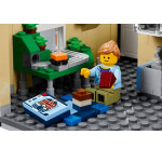 Конструктор LEGO EXPERT Міська площа (10255). Конструктор LEGO EXPERT Міська площа (10255).