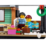 Конструктор LEGO EXPERT Зимова залізнична станція (10259).