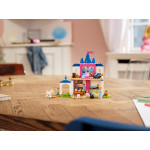 Конструктор LEGO Disney Замок друзів-тварин Попелюшки (43283).