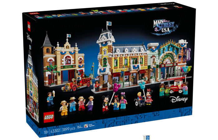 Конструктор LEGO Disney Головна вулиця (43302).