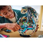 Конструктор LEGO Editions Футбольний м'яч (43019).