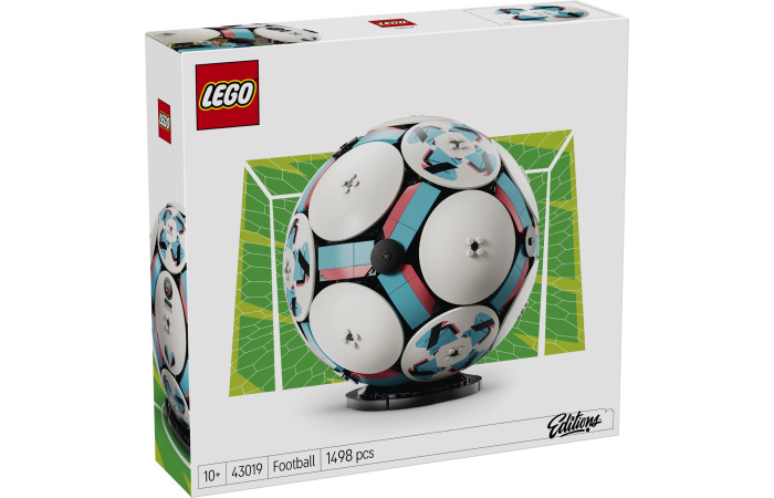 Конструктор LEGO Editions Футбольний м'яч (43019).