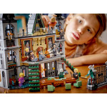Конструктор LEGO Harry Potter Маєток Малфої (76453).