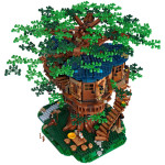 Конструктор LEGO Ideas Будинок на дереві (21318).