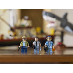 Конструктор LEGO Ideas Щелепи (21350).