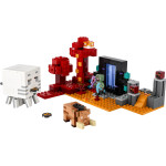 Конструктор LEGO Minecraft Засідка на порталі Порожнечі (21255).