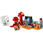 Конструктор LEGO Minecraft Засідка на порталі Порожнечі (21255).
