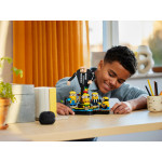 Конструктор LEGO Minions Грю та міньйони (75582).