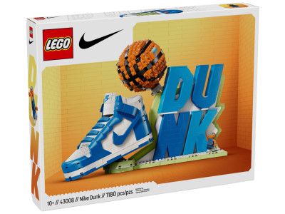 Nike Dunk x LEGO