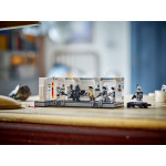 Конструктор LEGO Star Wars Посадка на Тантів IV (75387).