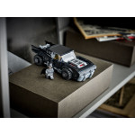 Конструктор LEGO Super Heroes Бетмобіль з фільму Бетмен (76332).