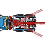 Конструктор LEGO Technic Аварийный внедорожник 6х6 с ДУ (42070).