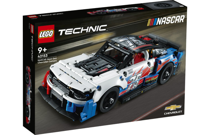 Конструктор LEGO Technic NASCAR Шевроле Камаро ZL1 нового поколения (42153).