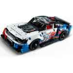 Конструктор LEGO Technic NASCAR Шевроле Камаро ZL1 нового поколения (42153).