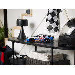 Конструктор LEGO Technic NASCAR Шевроле Камаро ZL1 нового поколения (42153).