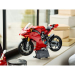 Конструктор LEGO Technic Ducati Panigale V4 S (42202).