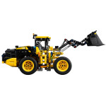 Конструктор LEGO Technic Колісний навантажувач Volvo L120 (42209).