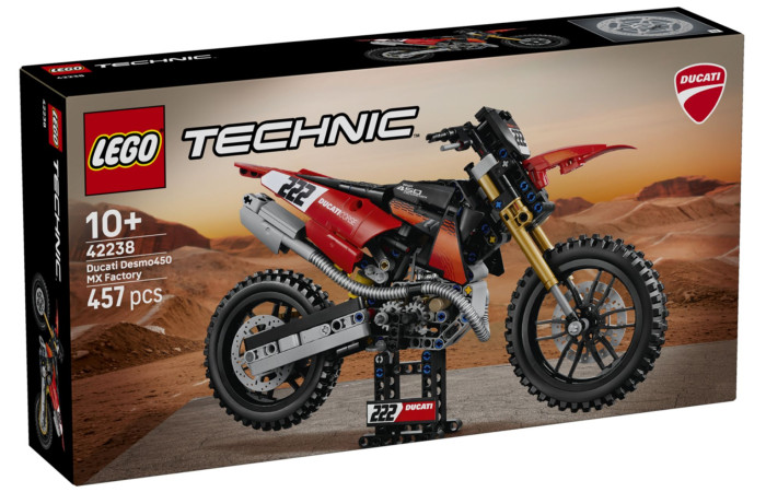 Конструктор LEGO Technic Ducati Desmo450 MX Factory (42238). Конструктор LEGO Technic Ducati Desmo450 MX Factory (42238).