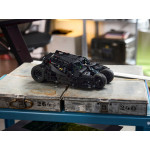 Конструктор LEGO Technic Batmobile Tumbler (42239). Конструктор LEGO Technic Batmobile Tumbler (42239).